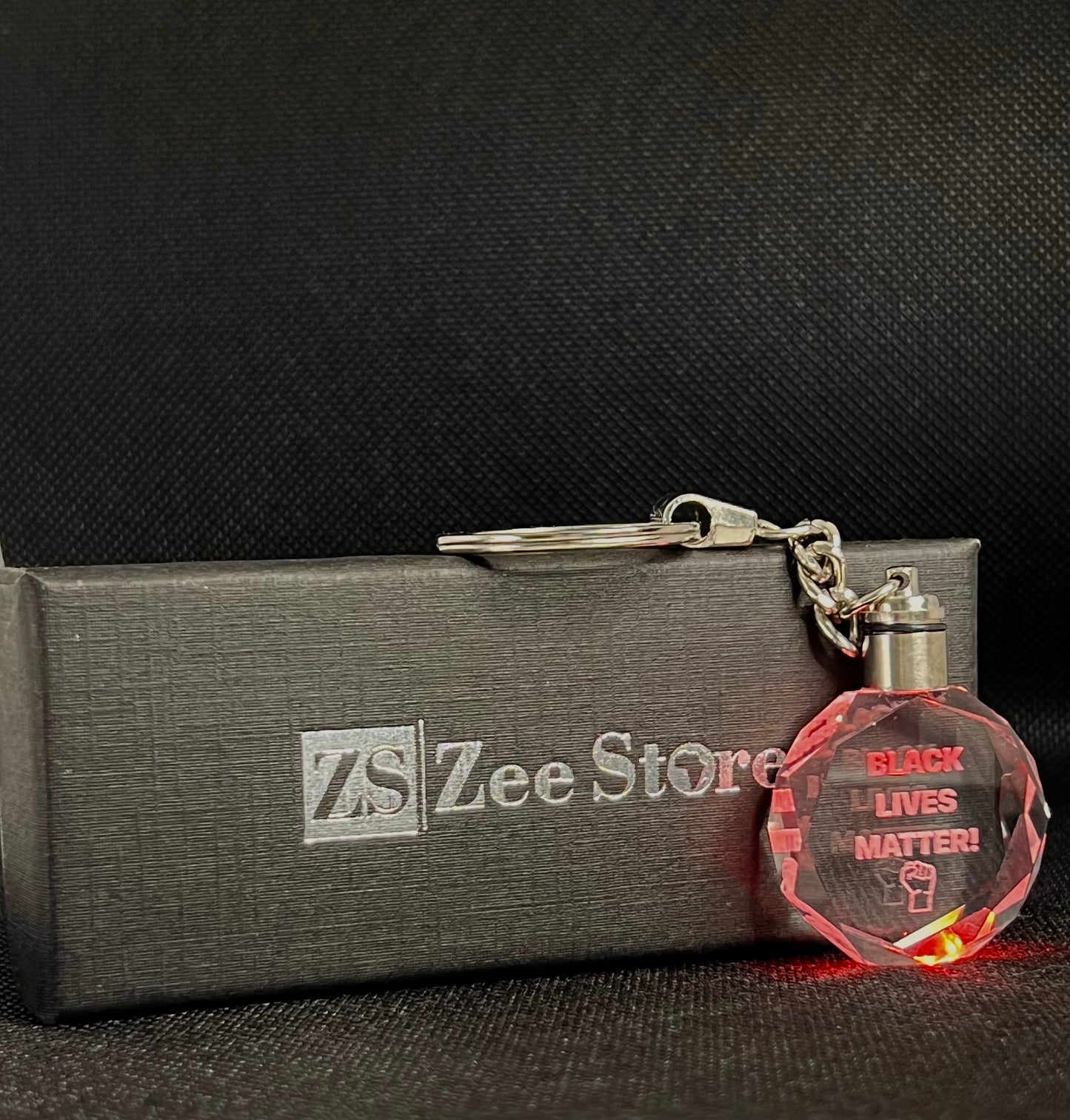 Agahu D - Black lives matter key chain made of K9 crystal with LED light
