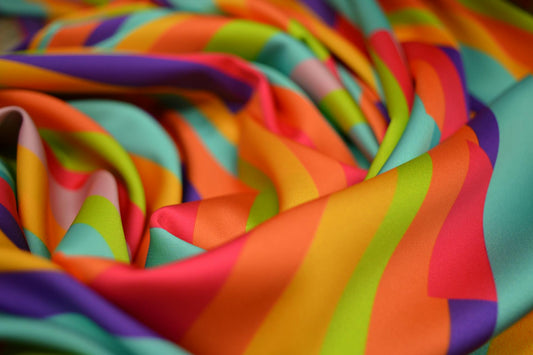 How to Use Colors to Enhance Your Outfits - Zee Store